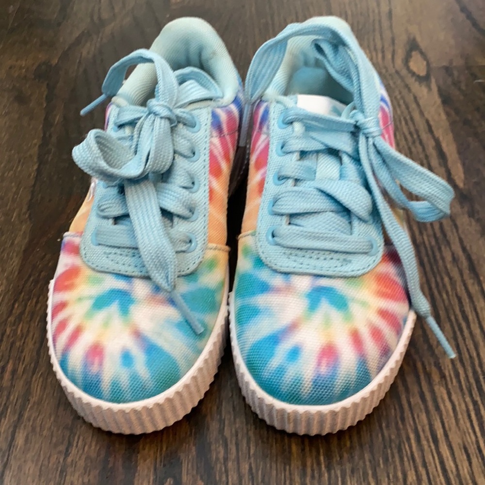 ☮️ Girls tie dye sneakers ☮️